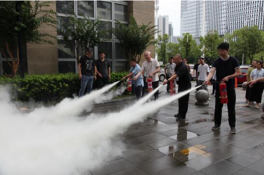 伟德体育 - 综合体育赛事平台|奥体中心相助同伴