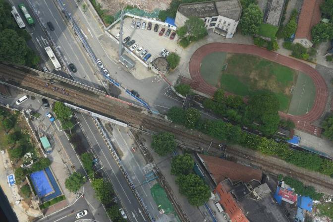 伟德体育 - 综合体育赛事平台|奥体中心相助同伴